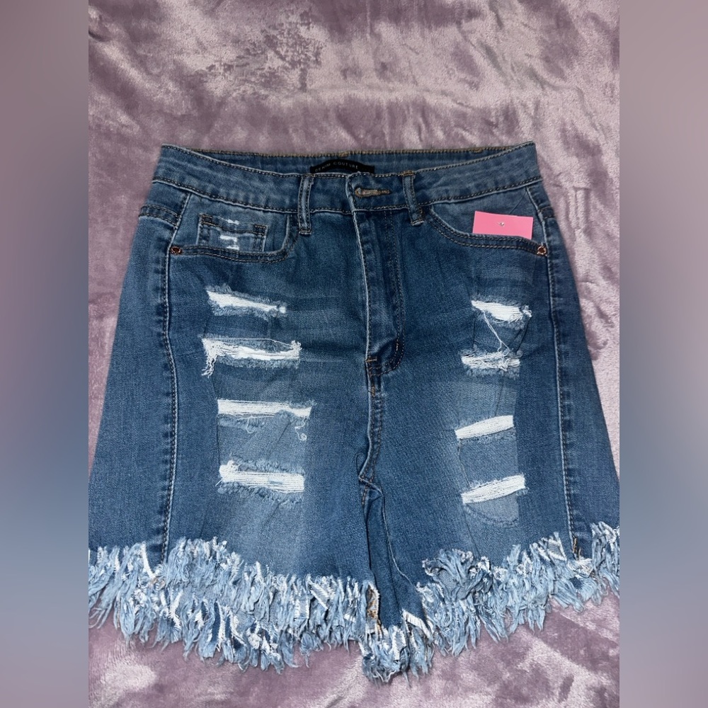 Frayed Hem Distressed Denim Shorts Size Medium